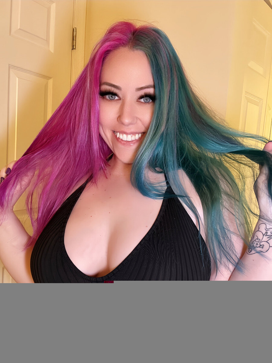 Danileighxoxo (@danileighxoxo), OnlyFans creator