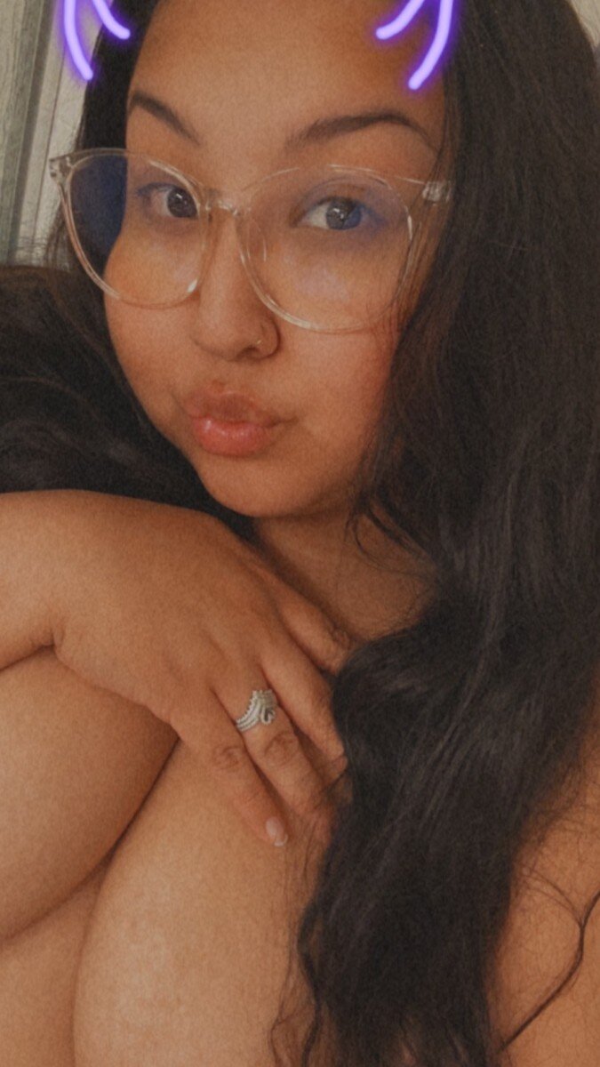 Dannii94 (@dannii94), OnlyFans creator