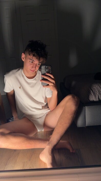 Dannye18 (@dannye18), OnlyFans creator