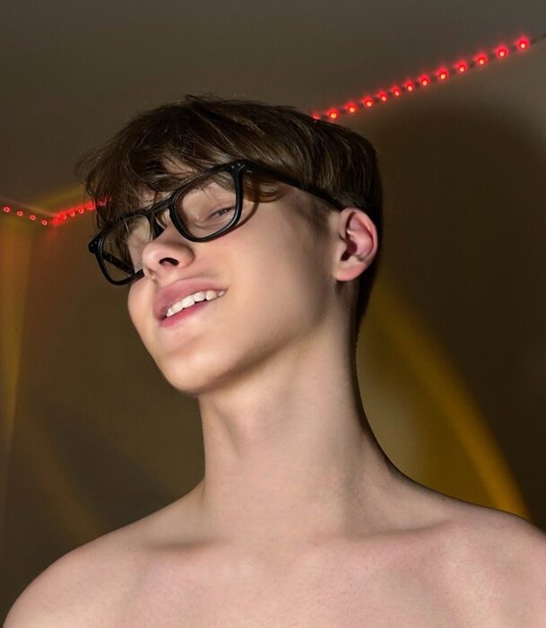 Danyatwinkkk (@danyatwinkkk), OnlyFans creator