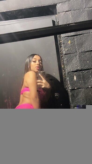 Darealchinaa (@darealchinaa), OnlyFans creator