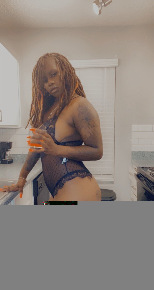 Darkchocolate217 (@darkchocolate217), OnlyFans creator