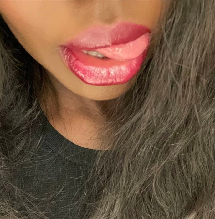 Darkerberries (@darkerberries), OnlyFans creator