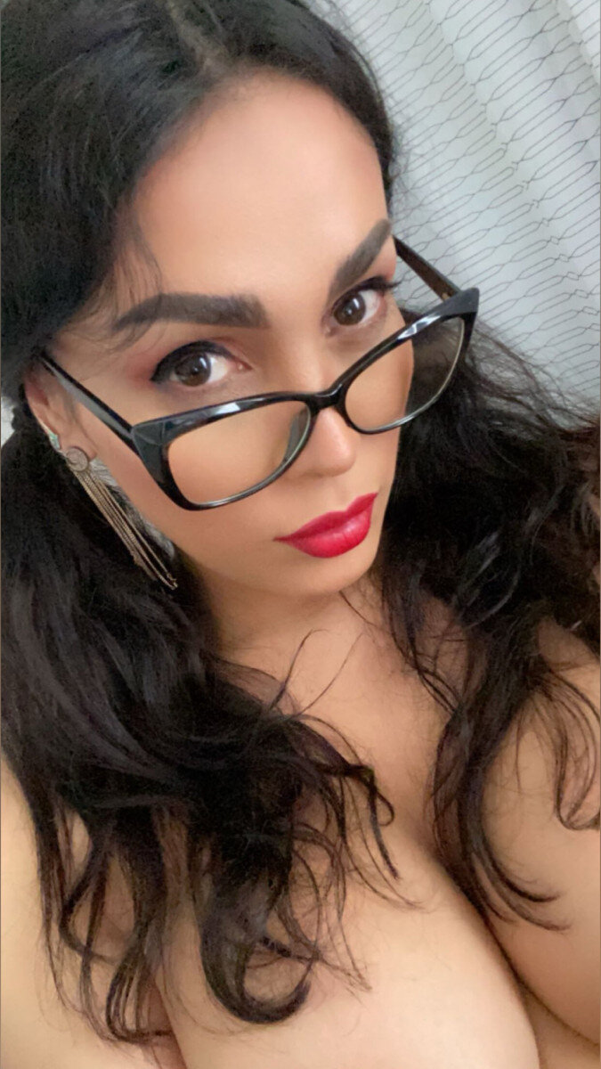 Darlyn69 (@darlyn_69), OnlyFans creator