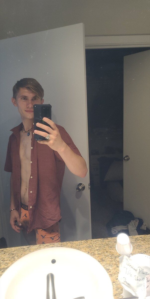 Darronbluu (@darronbluu), OnlyFans creator