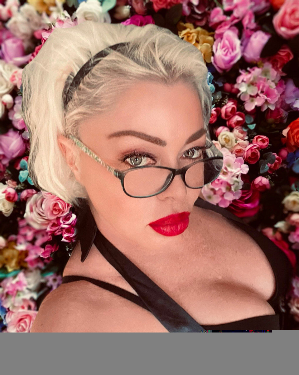 Davidamariakelley (@davidamariakelley), OnlyFans creator