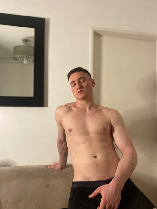 Davidfit19 (@davidfit19), OnlyFans creator