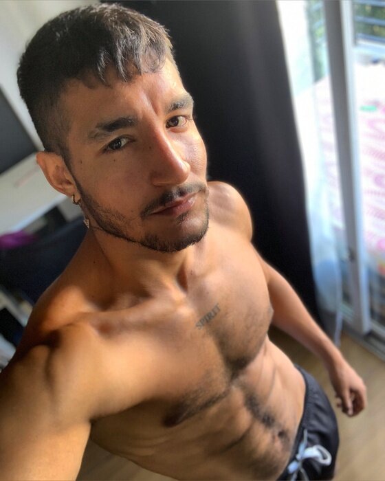 Davidtorres25 (@davidtorres25), OnlyFans creator