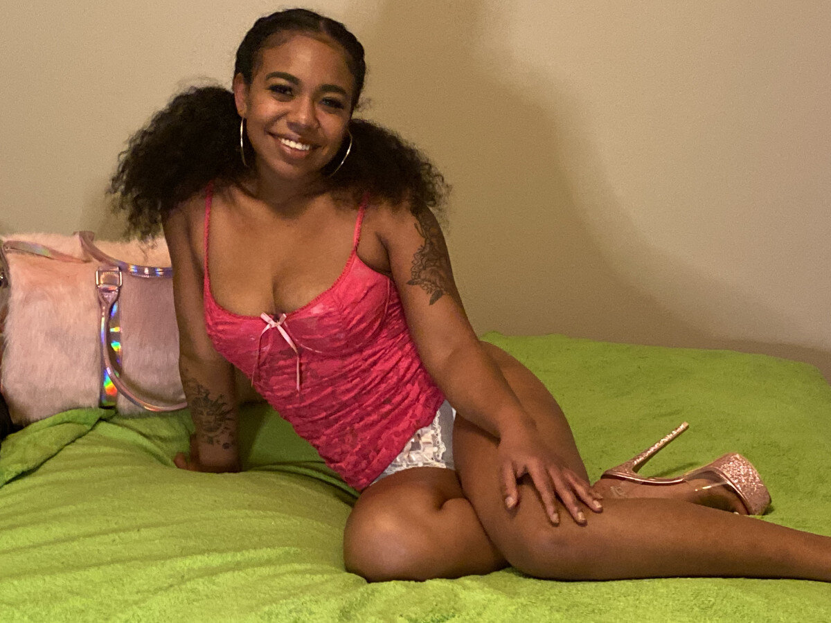 Daybydaybby (@daybydaybby), OnlyFans creator