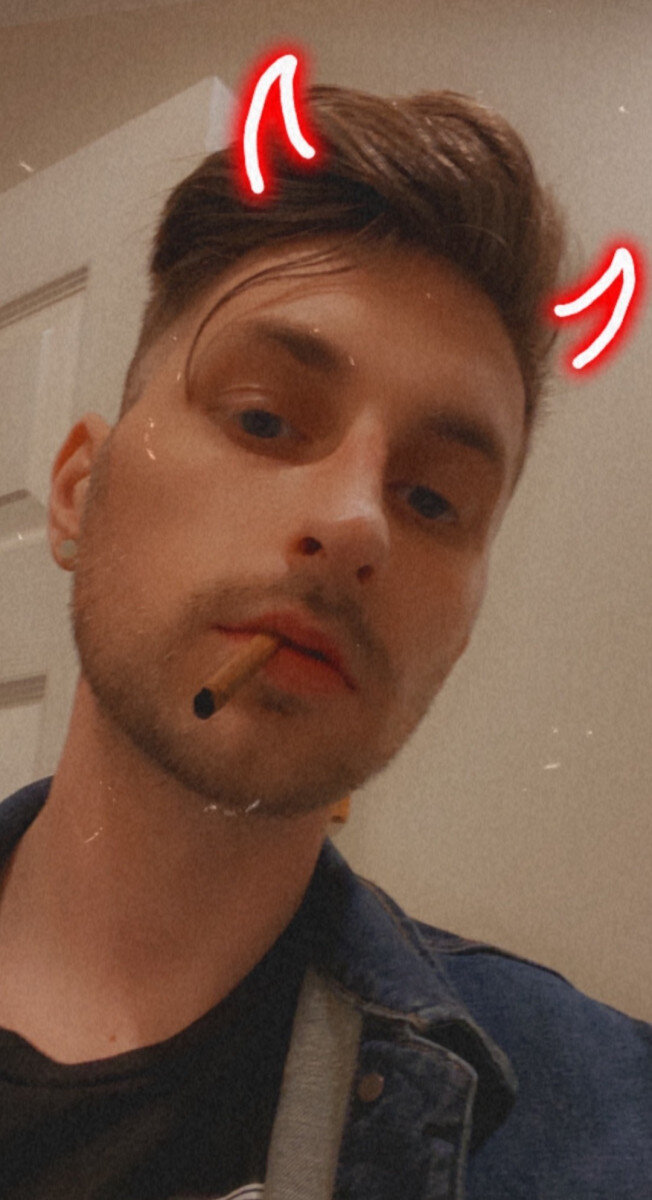 Deadbuttdelicious (@deadbuttdelicious), OnlyFans creator