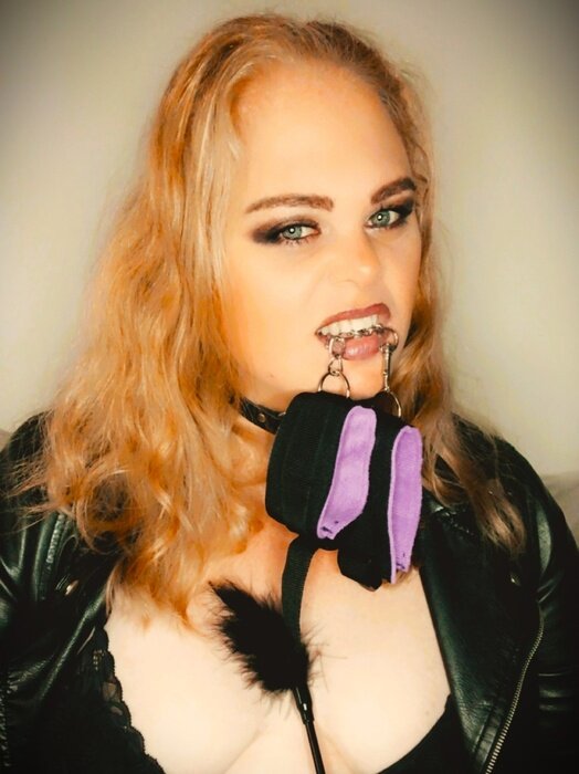 Dearwildrose (@dearwildrose), OnlyFans creator