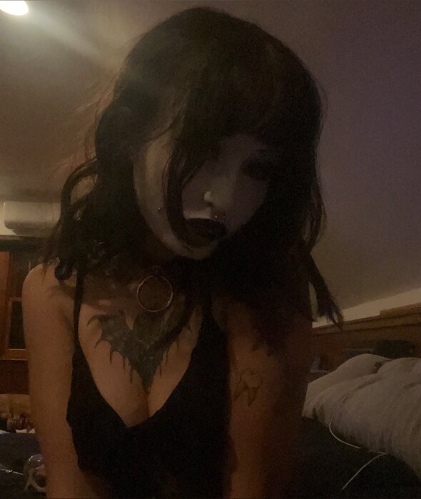 Decapitatedgoddess (@decapitatedgoddess), OnlyFans creator
