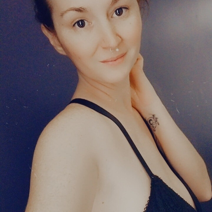 Deedeelynnfree (@deedeelynnfree), OnlyFans creator