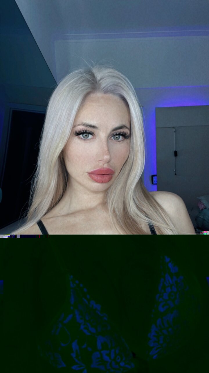 Deinaflowfre (@deinaflowfre), OnlyFans creator