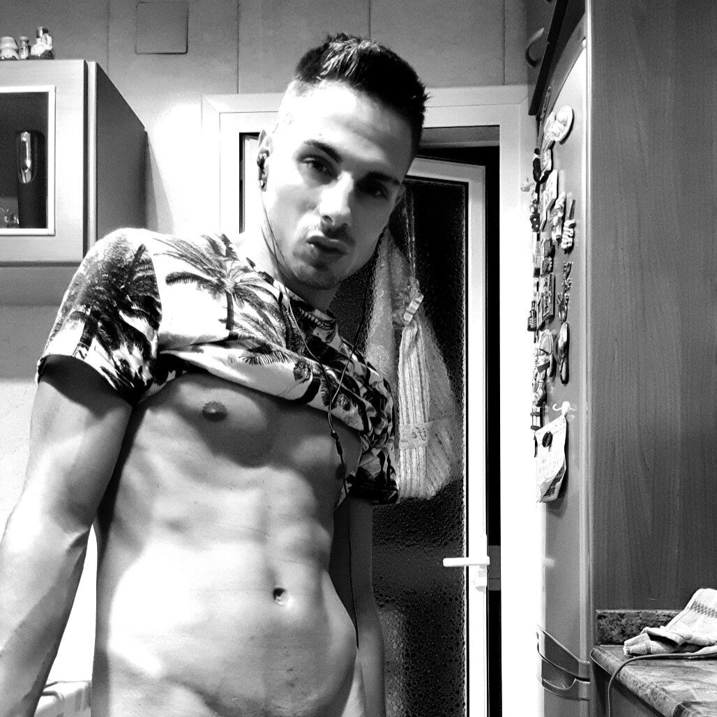 Deliverymanelrepartidor (@deliveryman-elrepartidor), OnlyFans creator