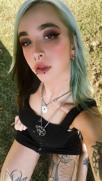 Demonakachan (@demonakachan), OnlyFans creator