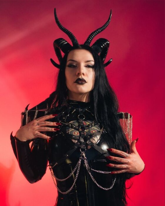 Demonessluna (@demoness_luna), OnlyFans creator