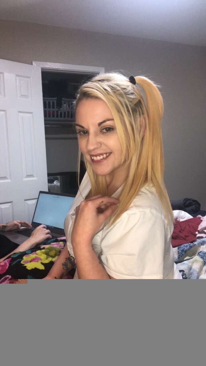 Desbians (@desbians), OnlyFans creator