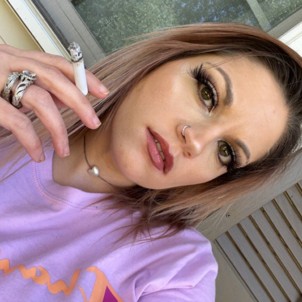 Desbiansfree (@desbiansfree), OnlyFans creator