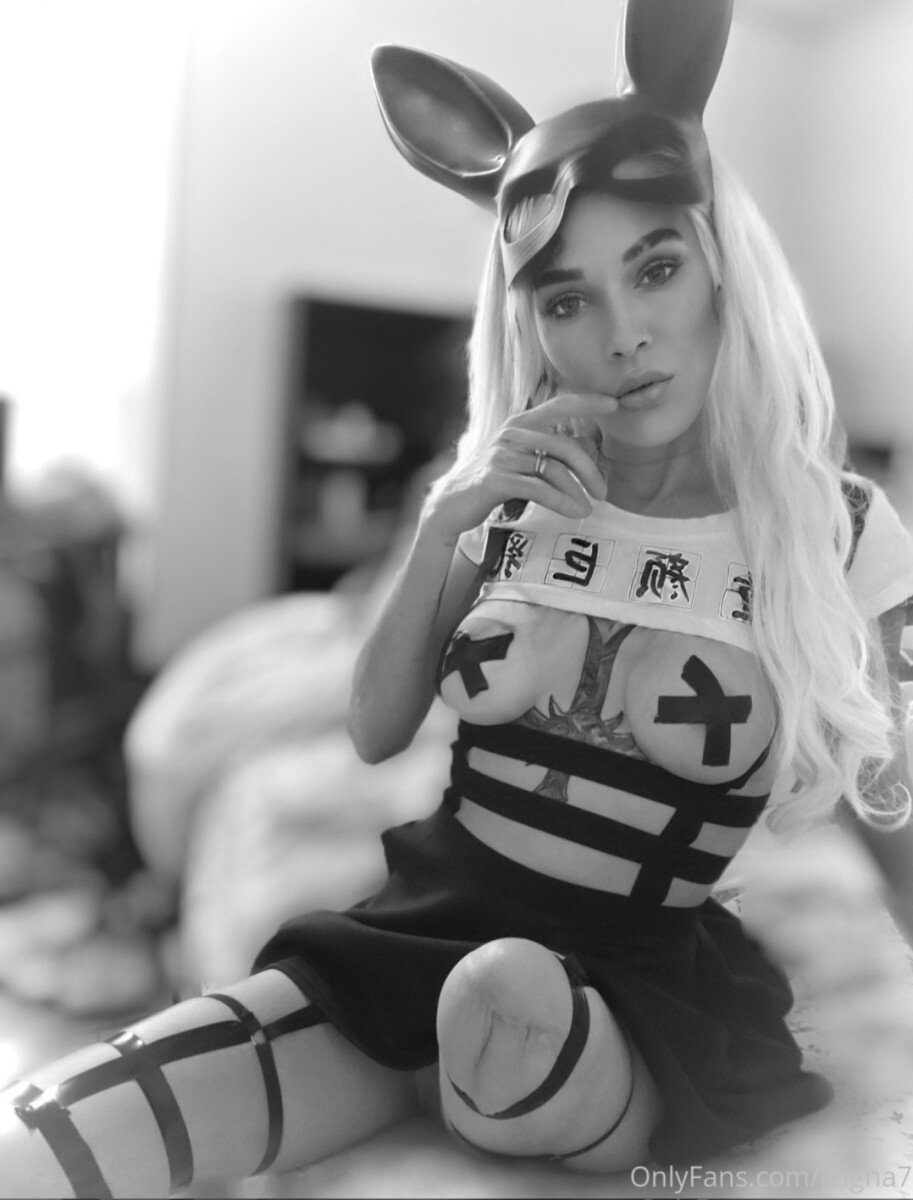 leigha (@devguys-rak), OnlyFans creator