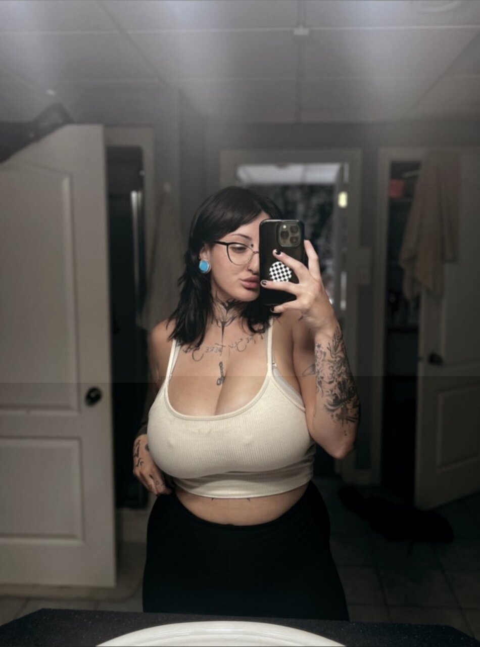 Devilkittenfree (@devilkittenfree), OnlyFans creator