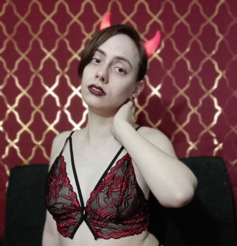Devinincarnate (@devinincarnate), OnlyFans creator
