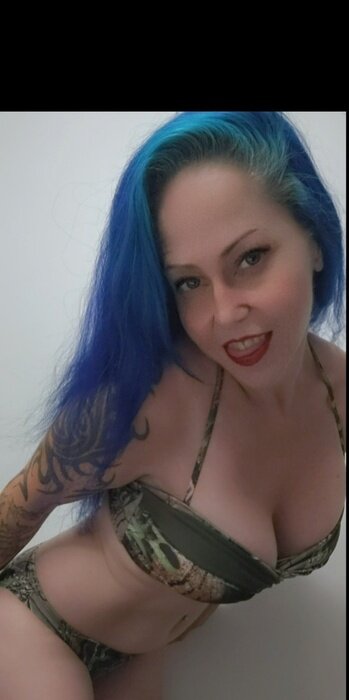 Deviousdenah (@deviousdenah), OnlyFans creator