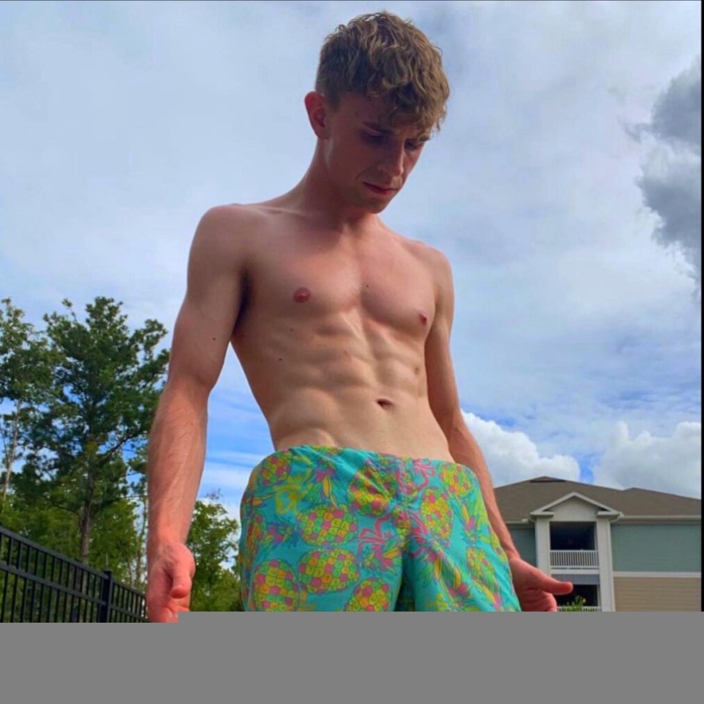 Devo117 (@devo117), OnlyFans creator