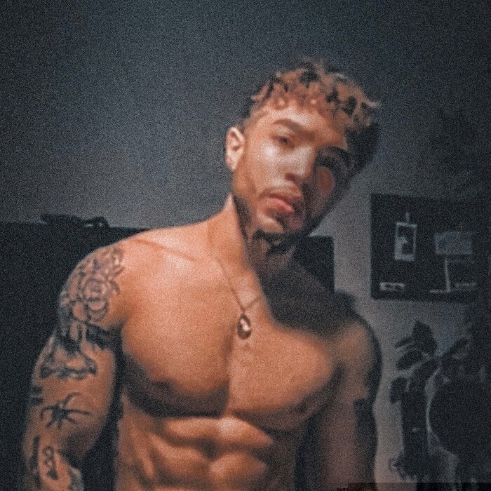 Devonelias (@devonelias), OnlyFans creator