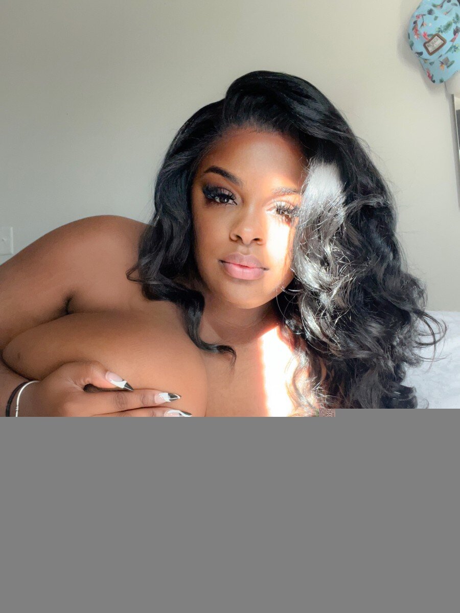 Dezodbaby (@dezodbaby), OnlyFans creator