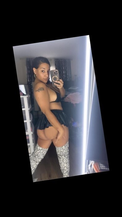 Diamondgirl1995 (@diamondgirl1995), OnlyFans creator