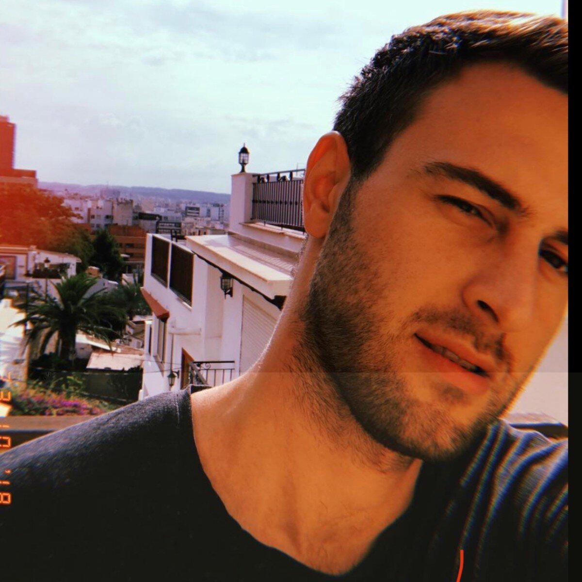 Dickjulian18cm (@dickjulian18cm), OnlyFans creator