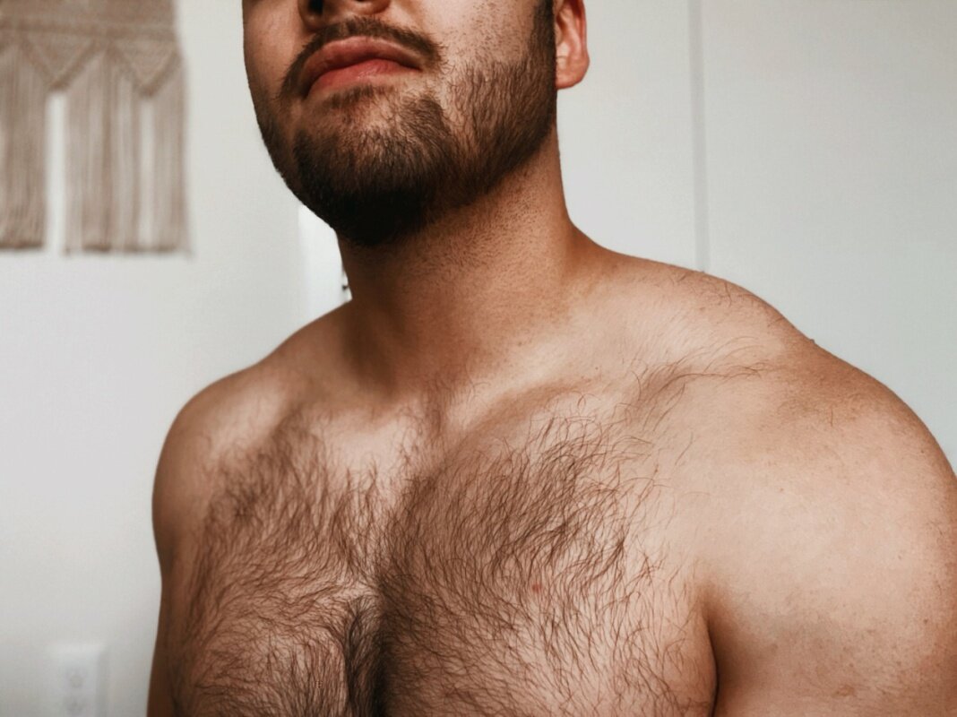 Discreetfriend (@discreetfriend), OnlyFans creator