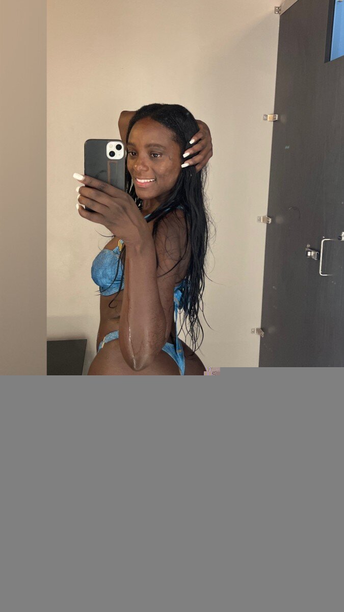 Divinebabee (@divinebabee), OnlyFans creator