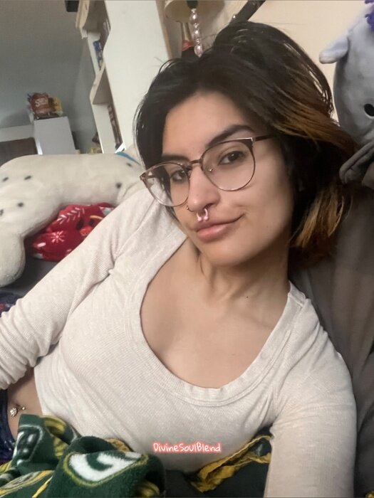 Divinesoulblends (@divinesoulblends), OnlyFans creator