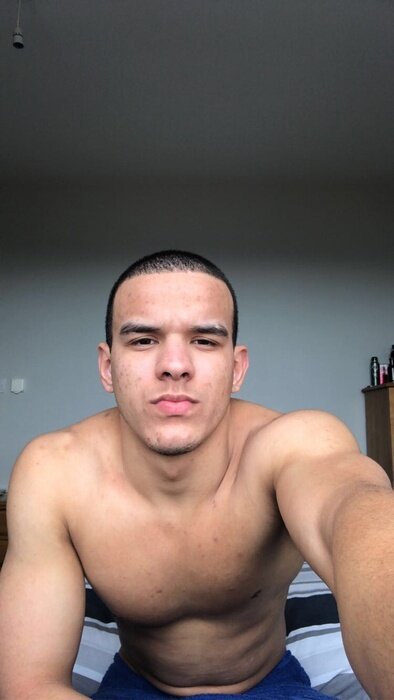 Dixon2k21 (@dixon2k21), OnlyFans creator