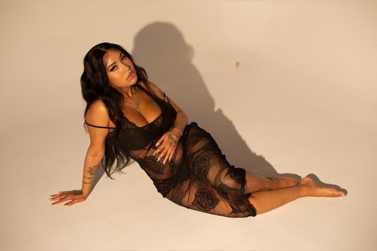 Diyahshalon (@diyahshalon), OnlyFans creator