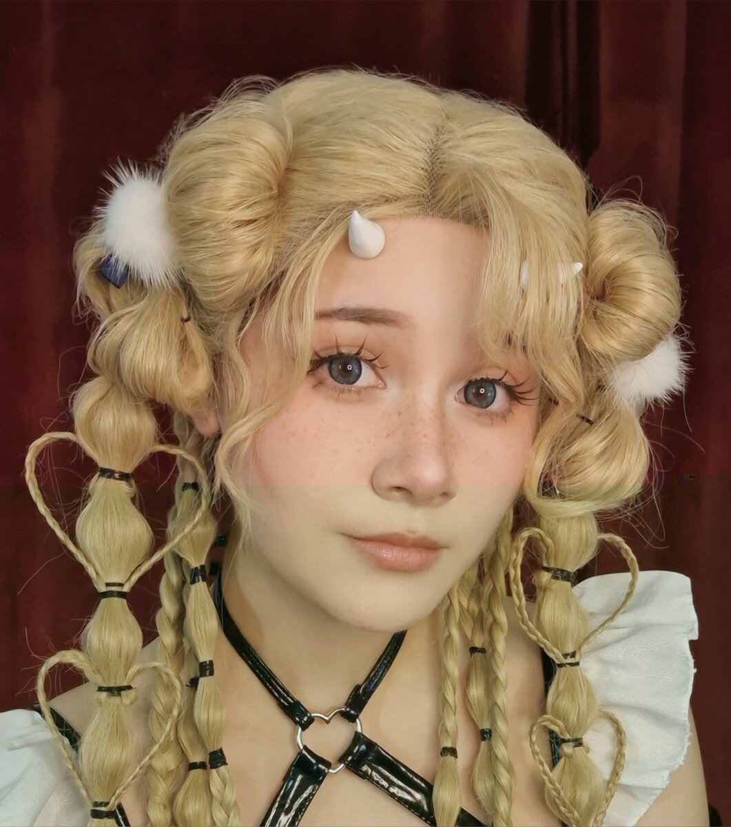 Dollbuns (@doll_buns), OnlyFans creator