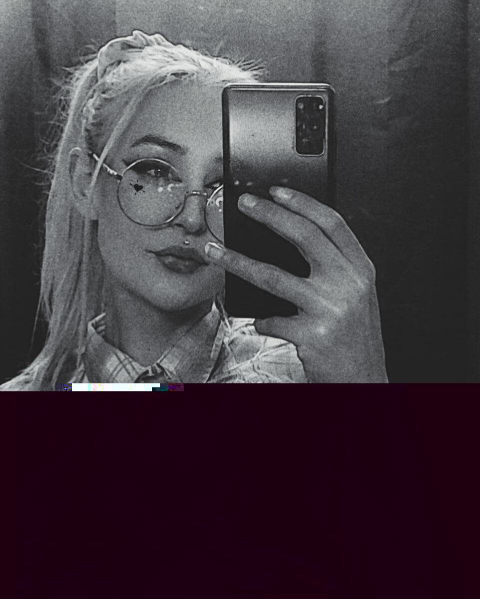 Dollface21 (@dollface21), OnlyFans creator