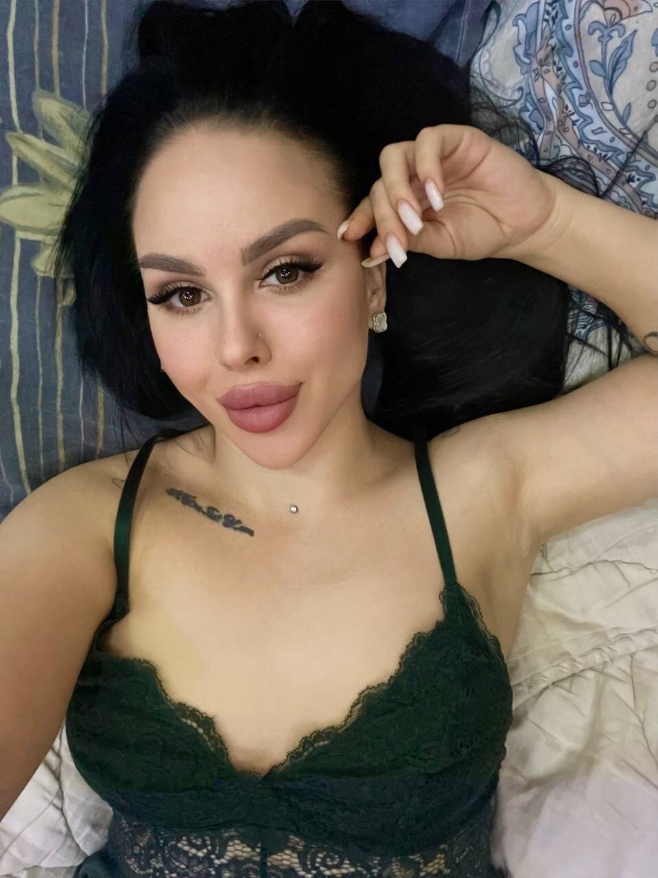 Kate (@dollykatenextdoor), OnlyFans creator