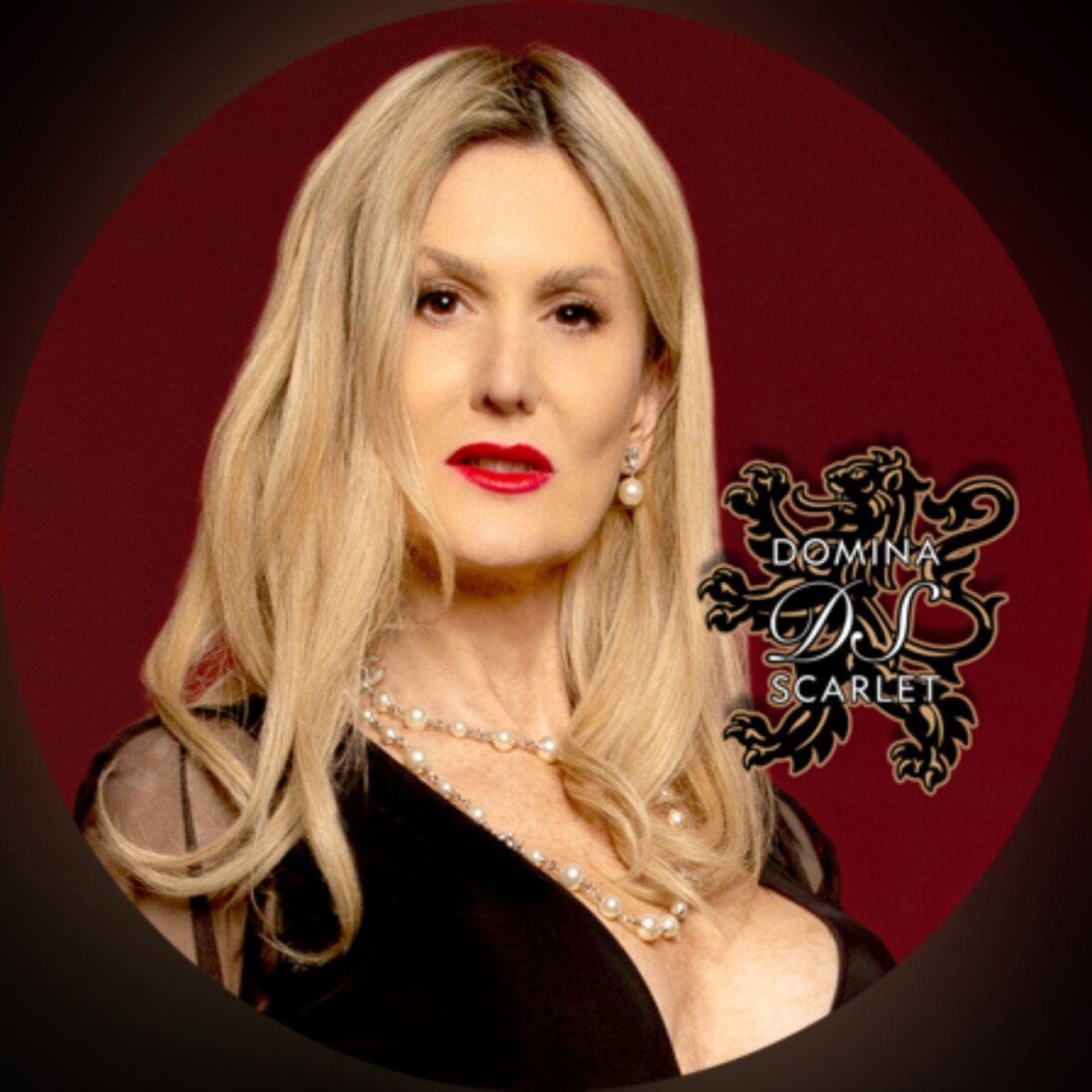 Dominascarlet (@dominascarlet), OnlyFans creator