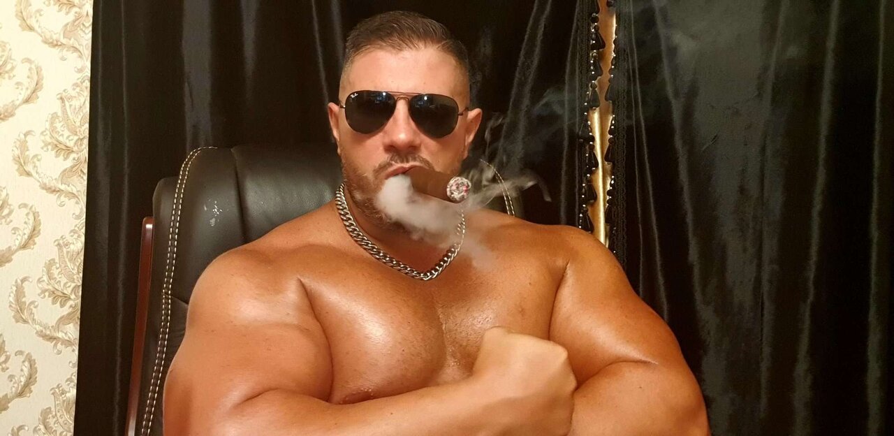 Dommuscleleather (@dommuscleleather), OnlyFans creator