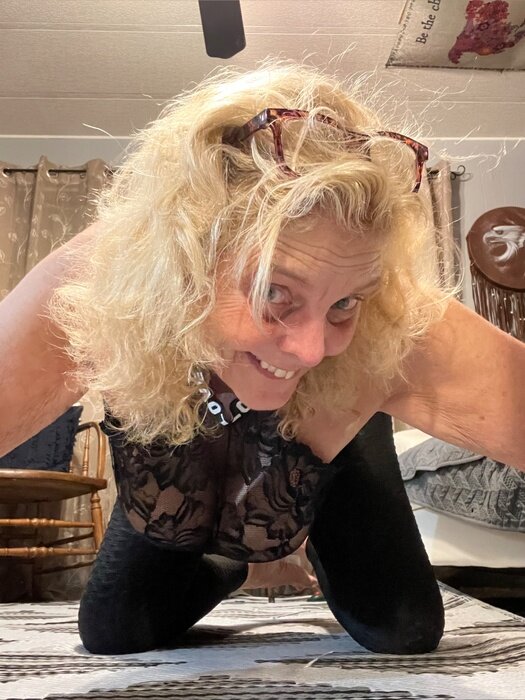 Dragonlady1963 (@dragon_lady1963), OnlyFans creator