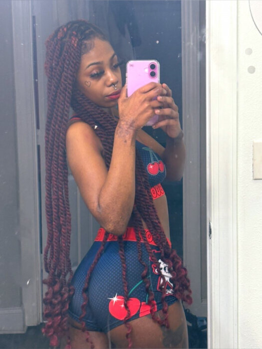 Dreamdollwet (@dreamdollwet), OnlyFans creator
