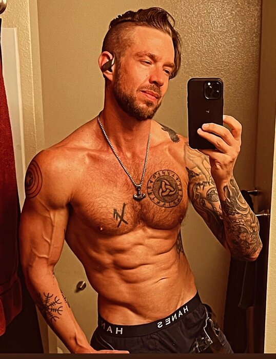 Drewbradyfree (@drewbradyfree), OnlyFans creator