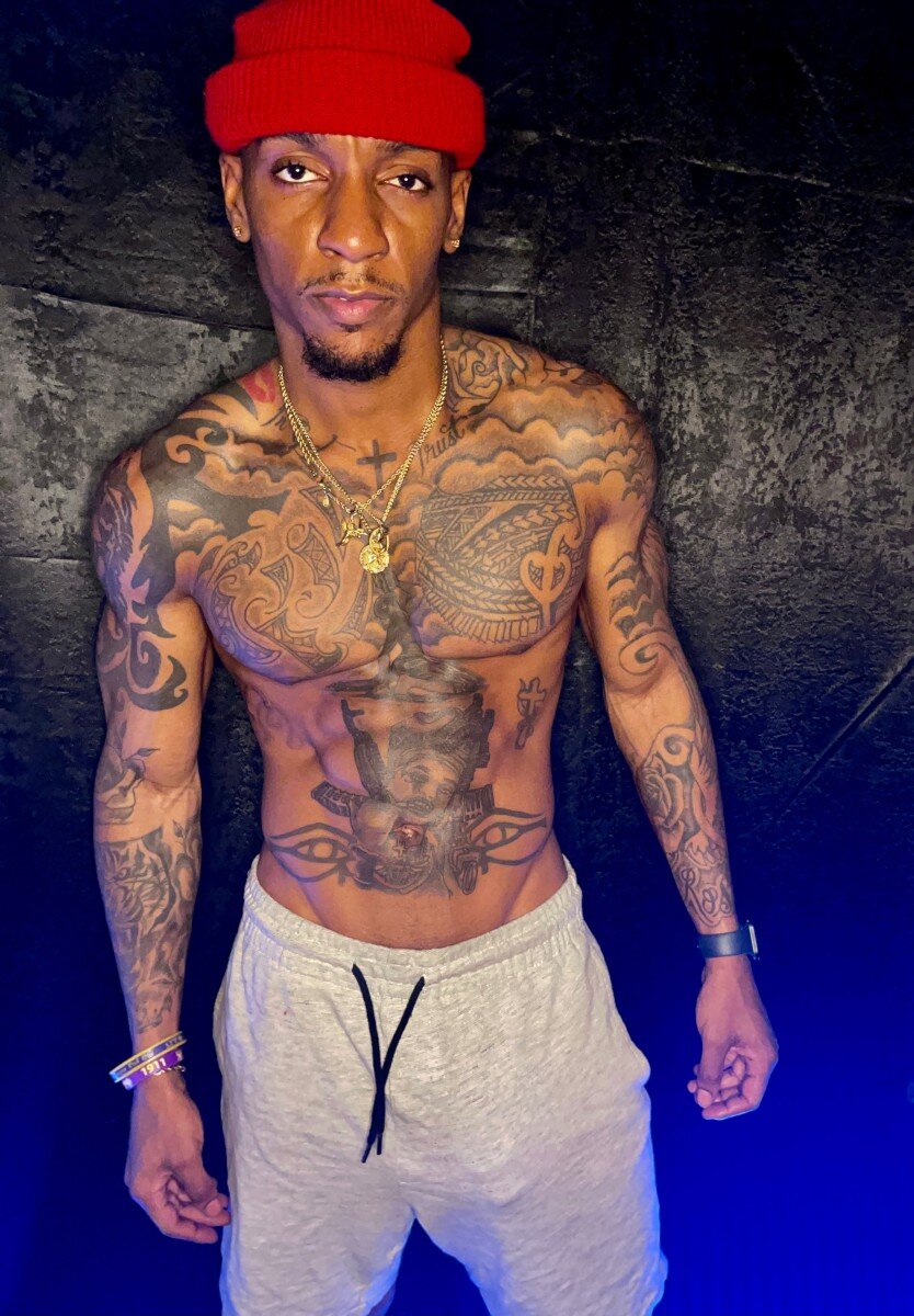 Drewtattoo (@drewtattoo), OnlyFans creator