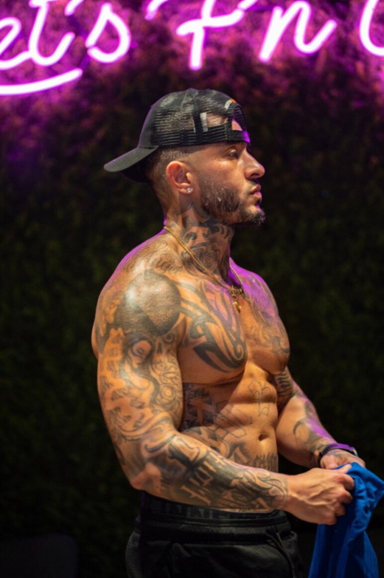 Droshowfree (@droshowfree), OnlyFans creator
