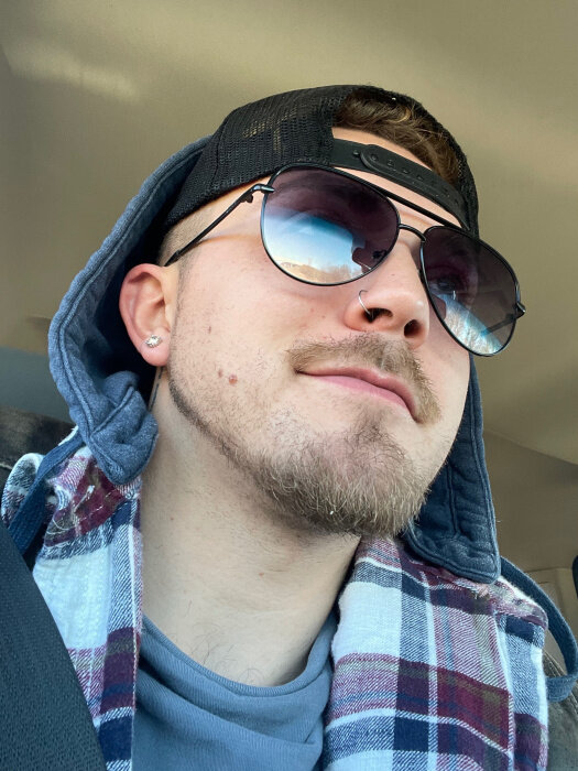 Dukehuff (@dukehuff), OnlyFans creator
