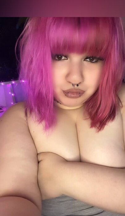 Dumcamwh0r3 (@dum_camwh0r3), OnlyFans creator