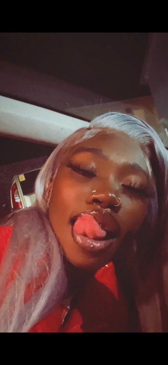 Dvbarbiee (@dvbarbiee), OnlyFans creator